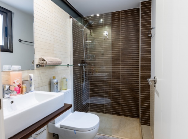 Wederverkoop - Herenhuis - Punta Prima