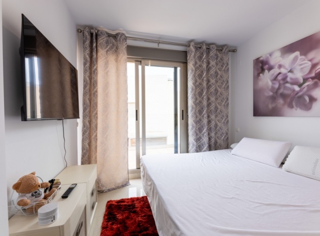 Wederverkoop - Herenhuis - Punta Prima