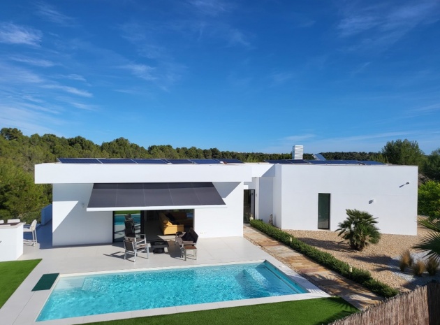 Resale - Villa - Las Colinas Golf Resort