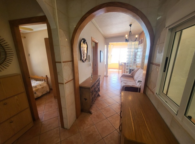 Återförsäljning - Lägenhet - Torrevieja