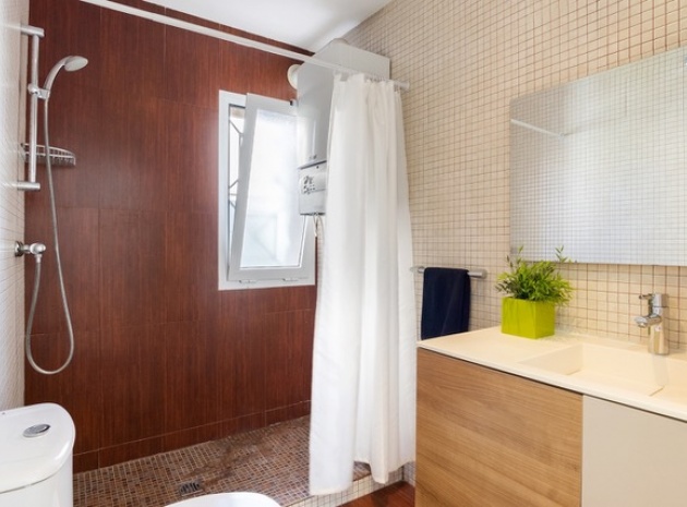 Wiederverkauf - Kommerziell - Torrevieja