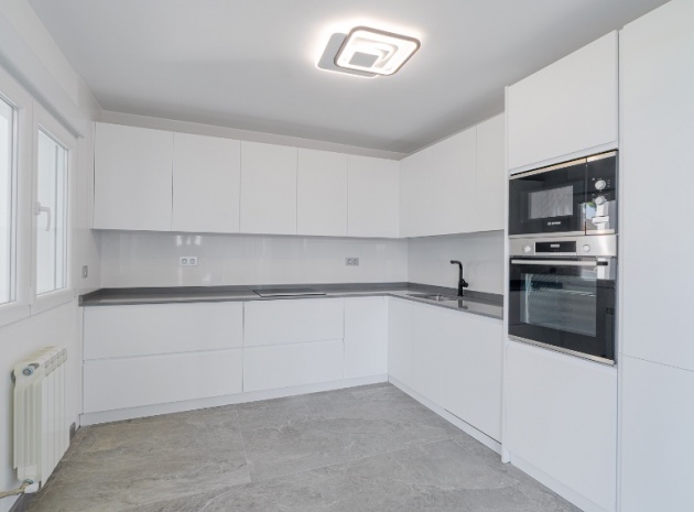 Återförsäljning - Villa - Los Balcones