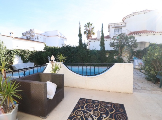 Resale - Villa - La Zenia