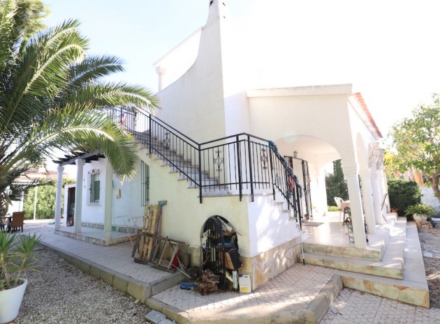 Resale - Villa - La Zenia