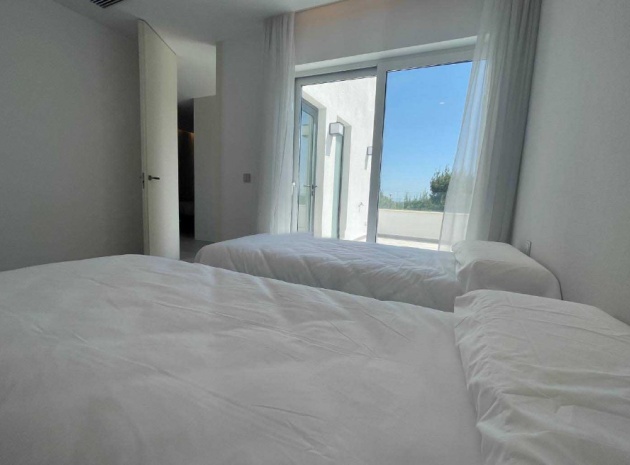 Resale - Villa - Las Colinas Golf Resort