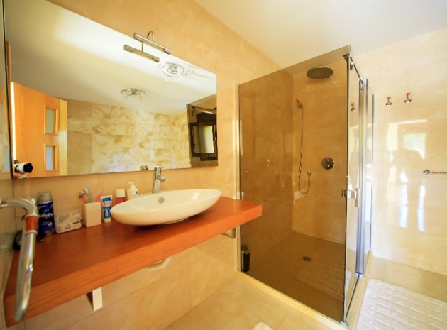 Återförsäljning - Villa - Cabo Roig