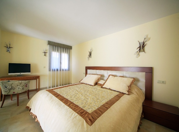 Återförsäljning - Villa - Cabo Roig