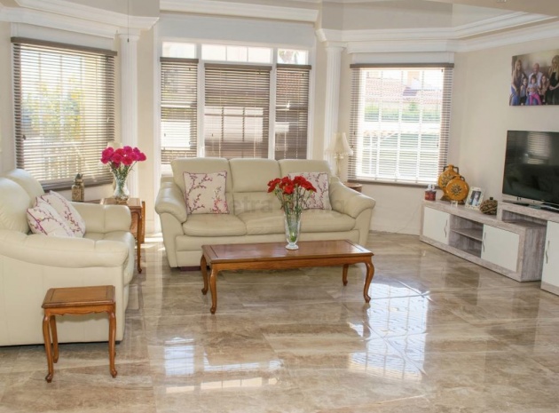 Resale - Villa - Ciudad Quesada