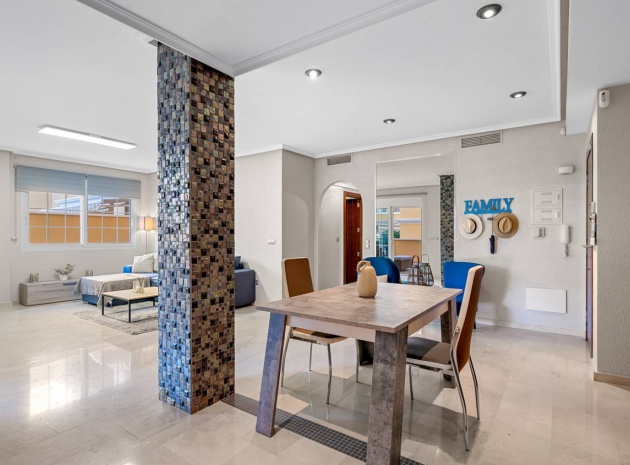 Resale - Apartment - Cabo Roig