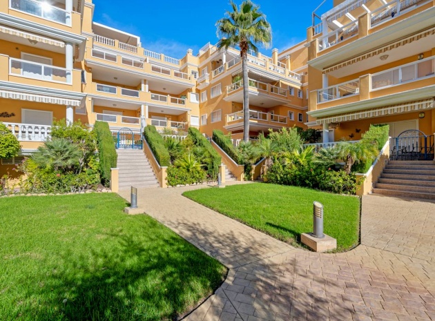 Resale - Apartment - Cabo Roig