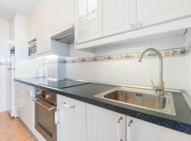 Resale - Apartment - Playa Flamenca - la mirada