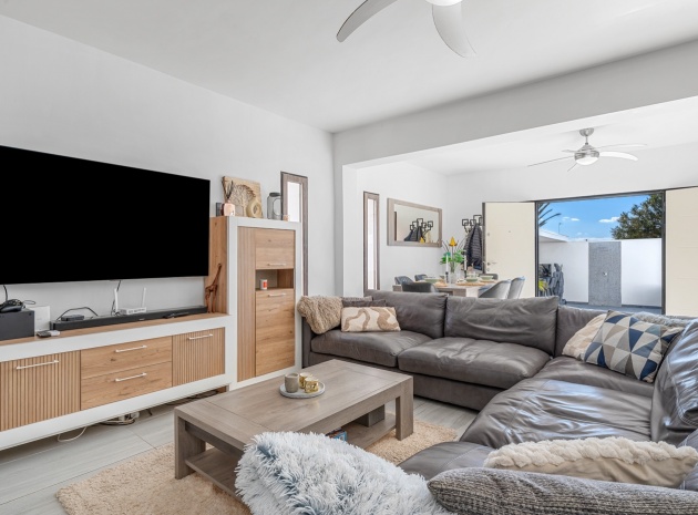 Återförsäljning - Villa - Ciudad Quesada