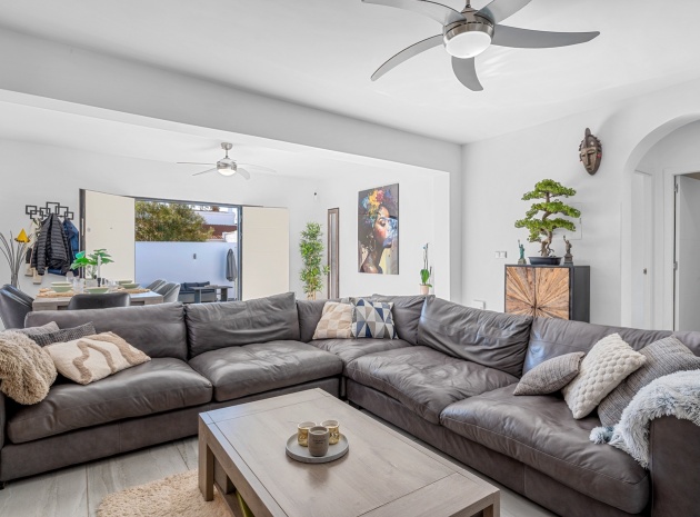 Återförsäljning - Villa - Ciudad Quesada