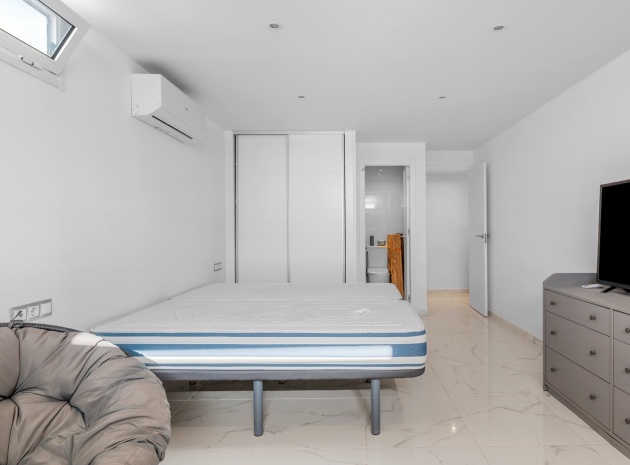 Återförsäljning - Villa - Ciudad Quesada