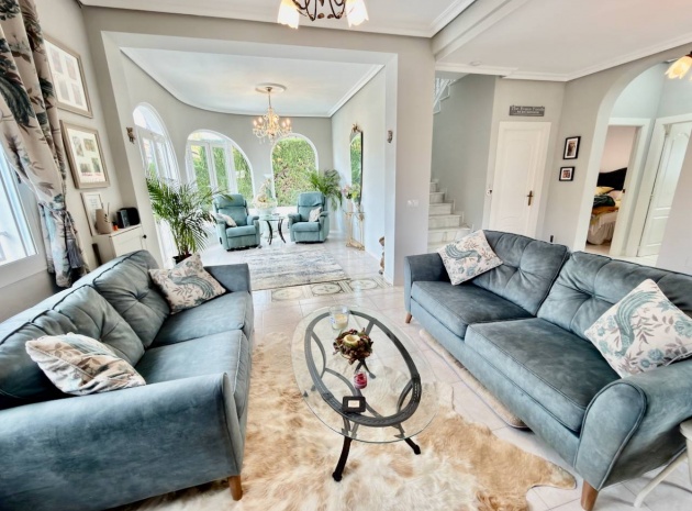 Återförsäljning - Villa - Ciudad Quesada