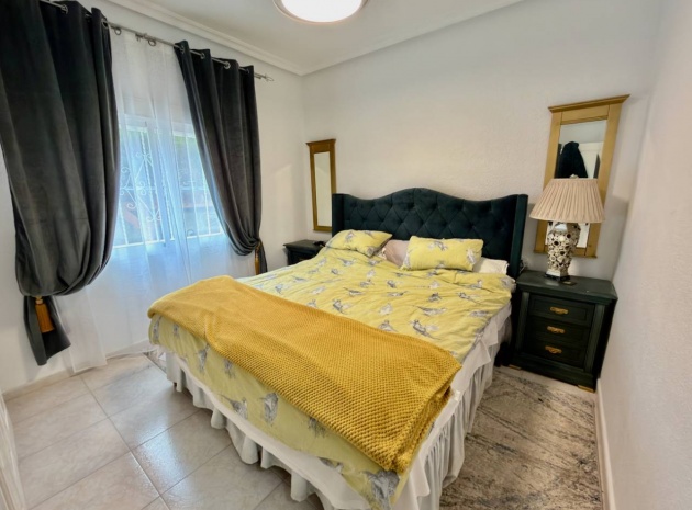 Återförsäljning - Villa - Ciudad Quesada