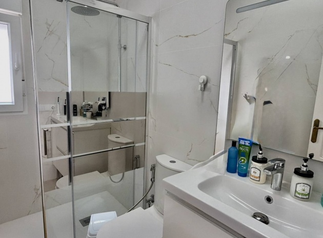 Återförsäljning - Villa - Ciudad Quesada