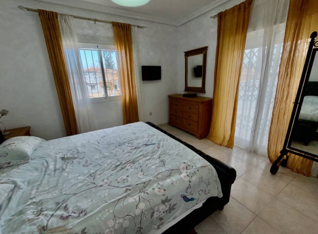 Återförsäljning - Villa - Ciudad Quesada