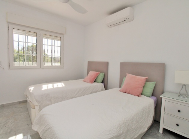 Wiederverkauf - Villa - Villamartin - las ramblas