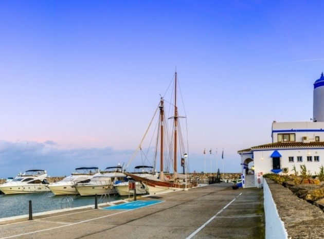 Nieuw gebouw - Herenhuis - Manilva - Punta Chullera