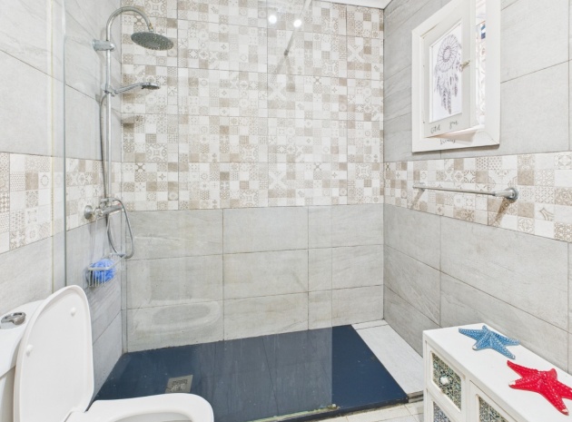 Återförsäljning - Bungalow - Los Alcazares