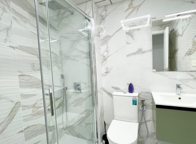 Wederverkoop - Appartement - Torrevieja - Beachside Torrevieja