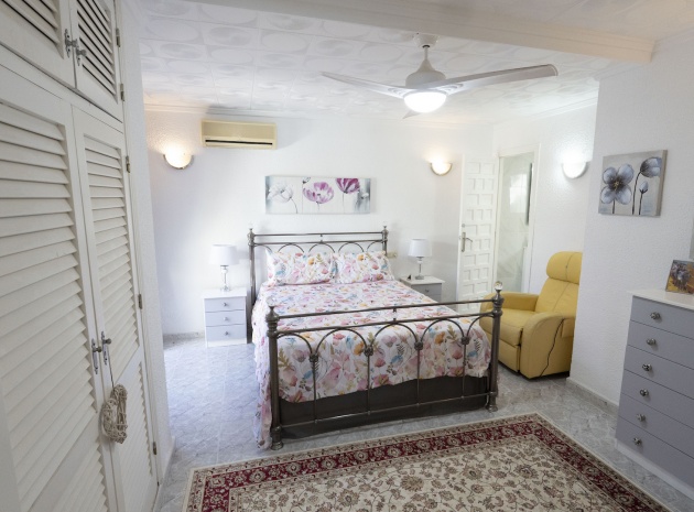 Wiederverkauf - Villa - Torrevieja - san luis