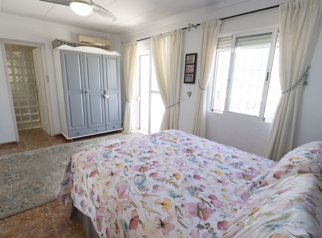 Wiederverkauf - Villa - Torrevieja - san luis