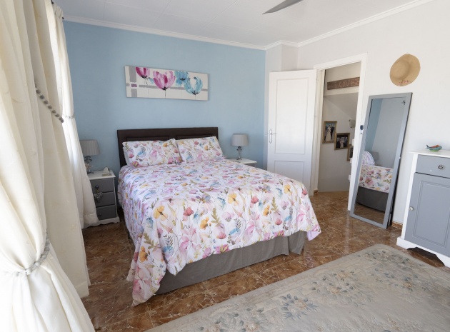 Wiederverkauf - Villa - Torrevieja - san luis