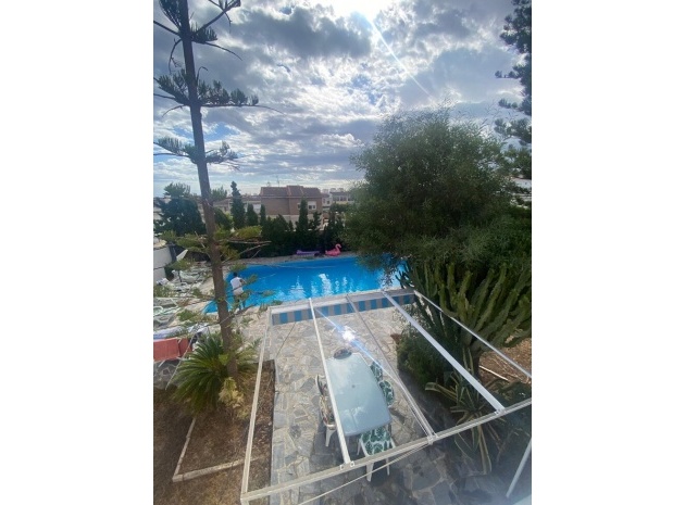 Återförsäljning - Villa - Los Balcones