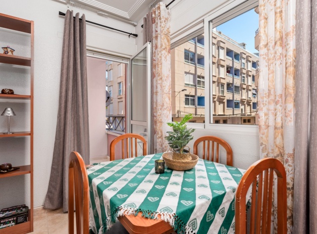 Återförsäljning - Lägenhet - Torrevieja - parque del naciones