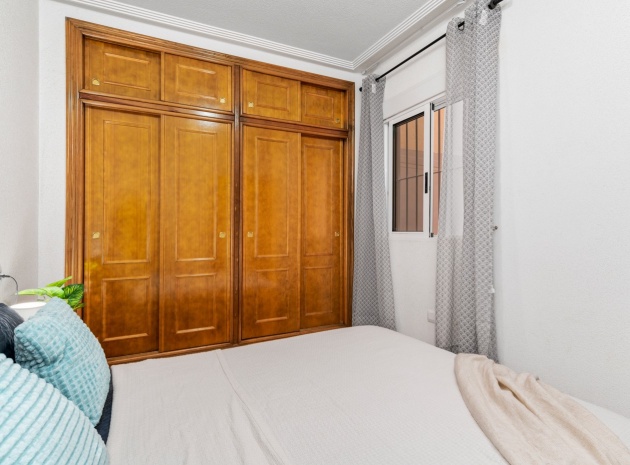 Återförsäljning - Lägenhet - Torrevieja - parque del naciones