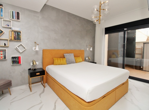 Wiederverkauf - Wohnung - San Miguel de Salinas