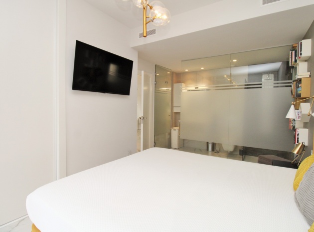 Wiederverkauf - Wohnung - San Miguel de Salinas