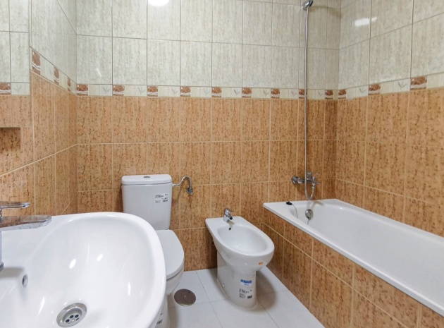 Revente - Maison de ville - Torrevieja - Lago Jardin