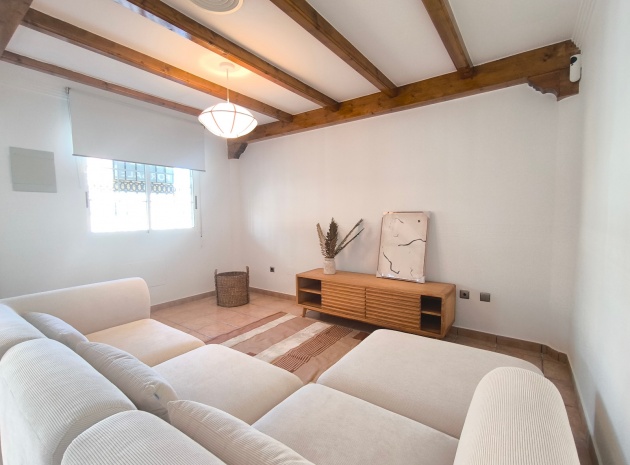 Resale - Villa - Villamartin - Los Dolses