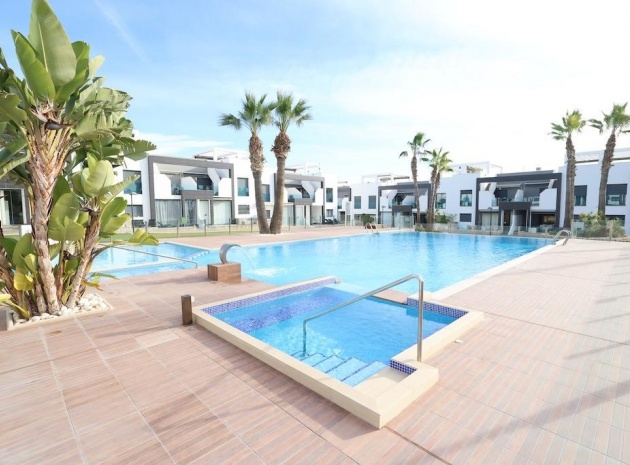 Resale - Bungalow - Orihuela Costa - La Zenia