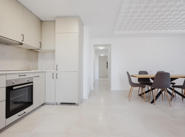 Revente - Appartement - Torrevieja - Beachside Torrevieja