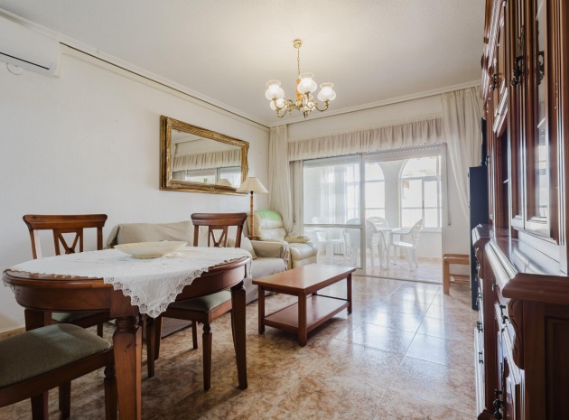 Återförsäljning - Lägenhet - Torrevieja