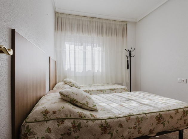 Återförsäljning - Lägenhet - Torrevieja