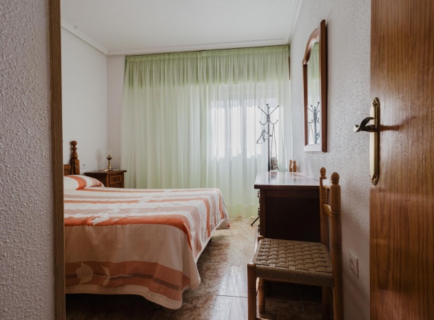 Återförsäljning - Lägenhet - Torrevieja