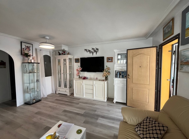 Resale - Villa - Los Montesinos - entre naranjos