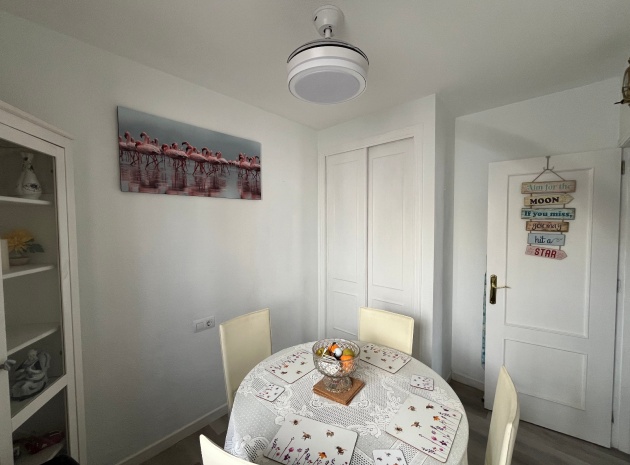 Resale - Villa - Los Montesinos - entre naranjos