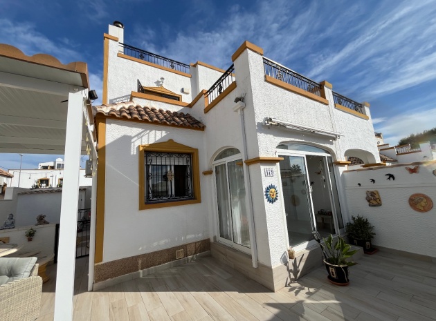 Resale - Villa - Los Montesinos - entre naranjos