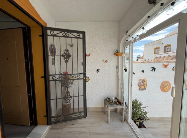 Resale - Villa - Los Montesinos - entre naranjos