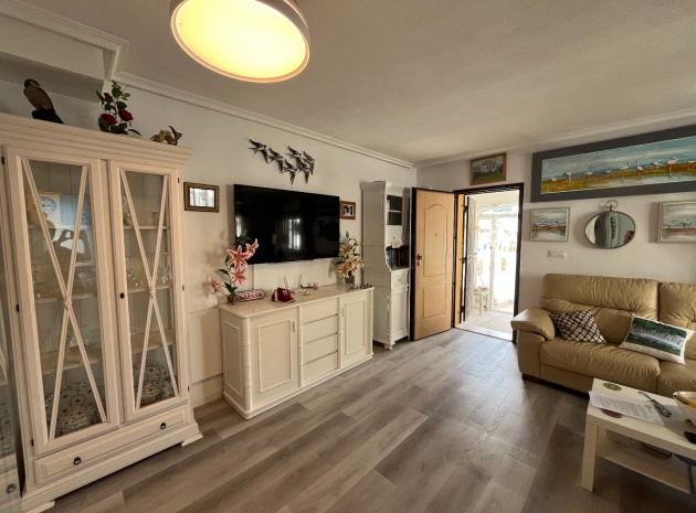 Resale - Villa - Los Montesinos - entre naranjos