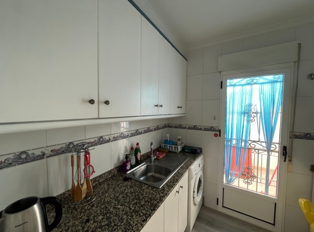 Resale - Villa - Los Montesinos - entre naranjos