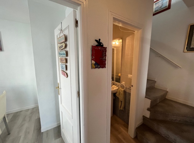 Resale - Villa - Los Montesinos - entre naranjos