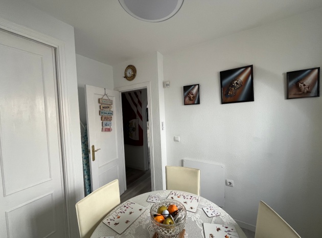 Resale - Villa - Los Montesinos - entre naranjos