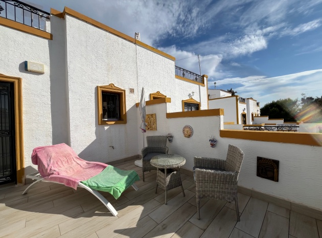 Resale - Villa - Los Montesinos - entre naranjos